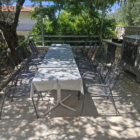 Pensjonat Knezovic Revenic 4